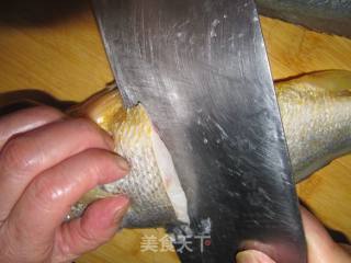 糖醋黄花鱼的做法步骤：4