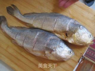 糖醋黄花鱼的做法步骤：8