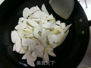 小炒茭白的做法步骤：4