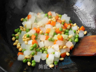 冬瓜双豆的做法步骤：7