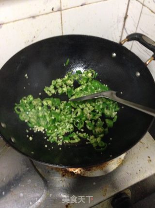 青椒猪耳朵的做法步骤：2