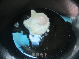 杏鲍菇卧鸡蛋的做法步骤：4