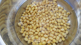 豆腐脑的做法步骤：1