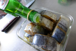 油封鲅鱼的做法步骤：3