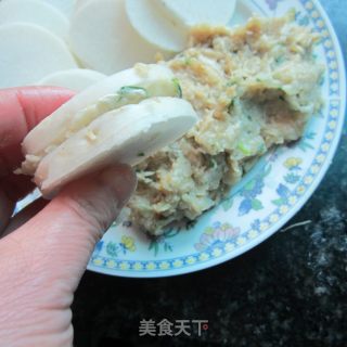煎白萝卜酿肉的做法步骤：3
