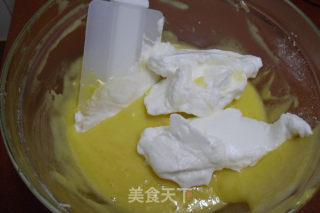 原味戚风蛋糕的做法步骤：6