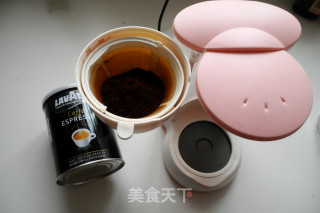 美食美式拿铁咖啡的做法步骤：1