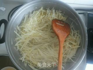 土豆丝——春饼配菜的做法步骤：5