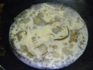 海带味曾汤的做法步骤：2