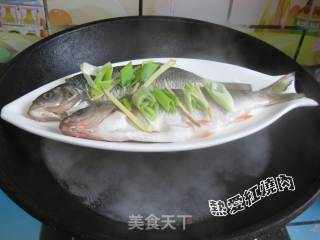 清蒸华子鱼的做法步骤：6