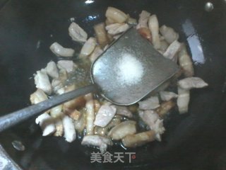苦笋烧猪肉的做法步骤：11