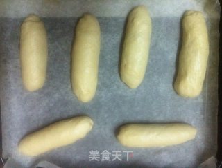 毛毛虫豆沙包的做法步骤：3