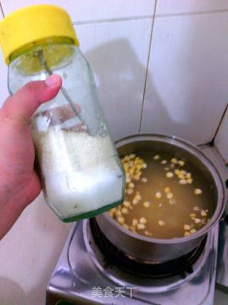玉米蛋花羹的做法步骤：7