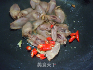 香辣可口开胃菜---茭白鸭心的做法步骤：6