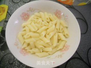 美味增色---茄汁通心粉的做法步骤：4