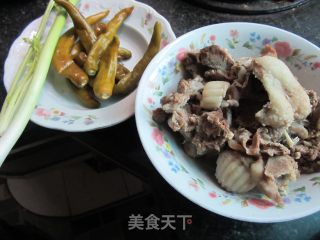 酸辣猪头肉的做法步骤：2