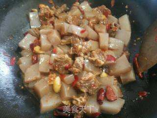 牛腩烧魔芋的做法步骤：9