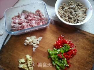 干笋肉片的做法步骤：1