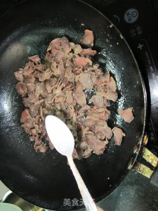 蒜香鸭胗的做法步骤：4