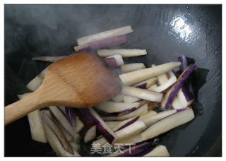 酱香剁椒茄子的做法步骤：5
