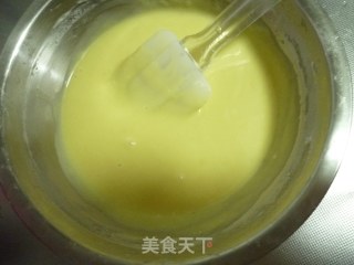 绿色花边波点蛋糕卷的做法步骤：5