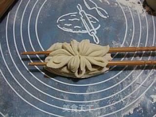 家常面食---------【莲花卷】的做法步骤：14