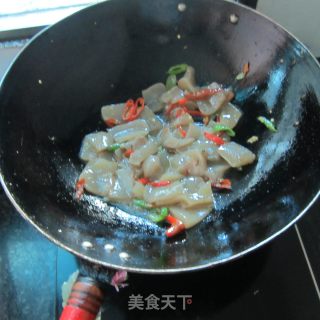 蘑芋豆腐烧火腿的做法步骤：5