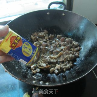 莴笋炒鸭的做法步骤：6