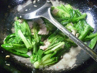 猪肉炒油麦菜的做法步骤：10