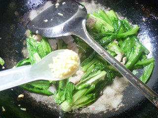 猪肉炒油麦菜的做法步骤：11