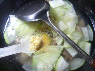 牛肉蒲瓜粉丝汤的做法步骤：10