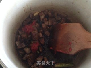 红烧牛肉面的做法步骤：4