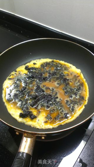 紫菜煎蛋的做法步骤：5