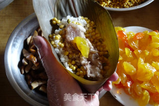 外婆粽子的做法步骤：2