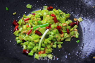 香辣豆角的做法步骤：5