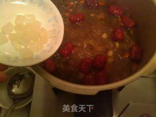 银耳羹的做法步骤：5