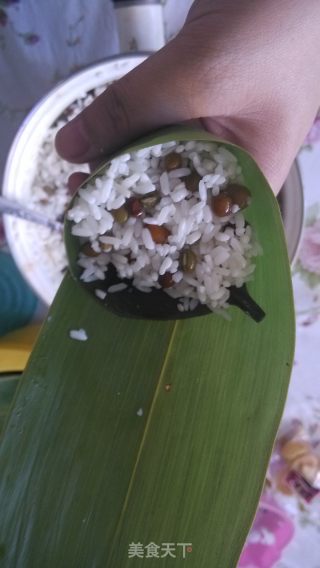 红豆粽子----好吃不腻的做法步骤：5
