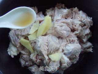 醇香清鲜萝卜炖牛肉的做法步骤：3