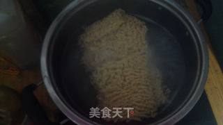 鸡肉炒面的做法步骤：3