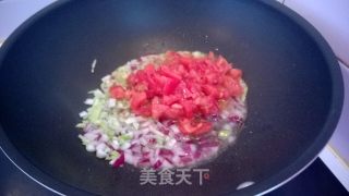 西红柿鸡蛋炒饭的做法步骤：4