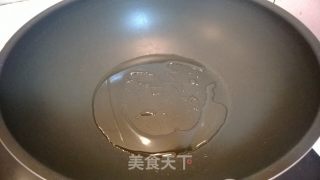 丝瓜炒鸡蛋的做法步骤：2