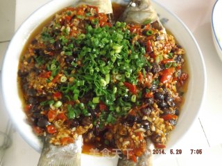 剁椒豆豉蒸鱼的做法步骤：9