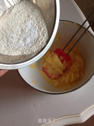 香酥饼干的做法步骤：2