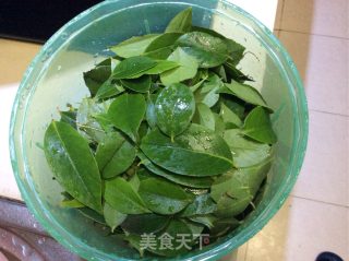乌饭的做法步骤：1