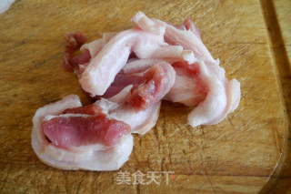 砂锅蒜香碟鱼头的做法步骤：2