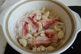 砂锅蒜香碟鱼头的做法步骤：8