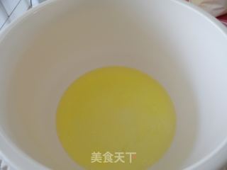 迎接夏季之——五彩水果奶油蛋糕的做法步骤：6