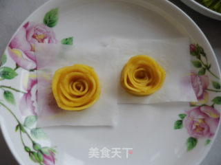 迎接夏季之——五彩水果奶油蛋糕的做法步骤：20