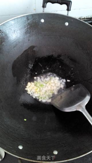 蒜香鸭掌的做法步骤：4