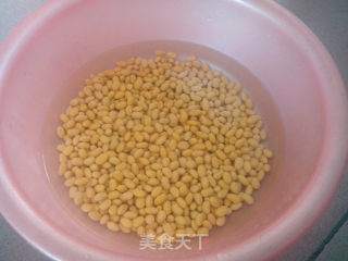 自制豆花的做法步骤：1